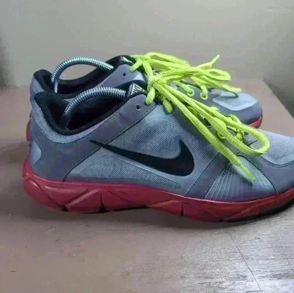 Nike Women's Free XT Quick Fit Flywire Running Shoes Size  8.5 Gray and Red - Picture 7 of 11